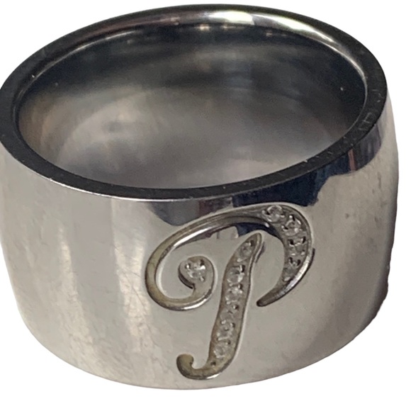 GM China Initial Script Letter P Mens Stainless Steel Ring Paved Clear Crystals - Picture 6 of 8